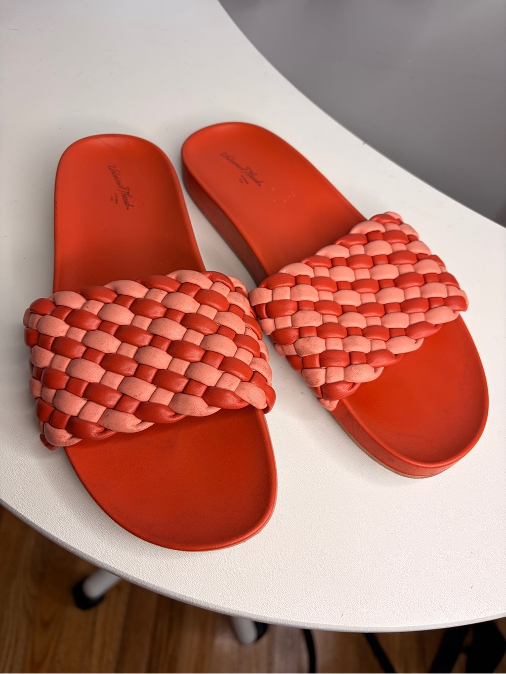 Universal Thread Woven Coral Red Slide Sandals 8.5